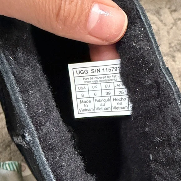 UGG Platform Boots - Picture 7 of 9